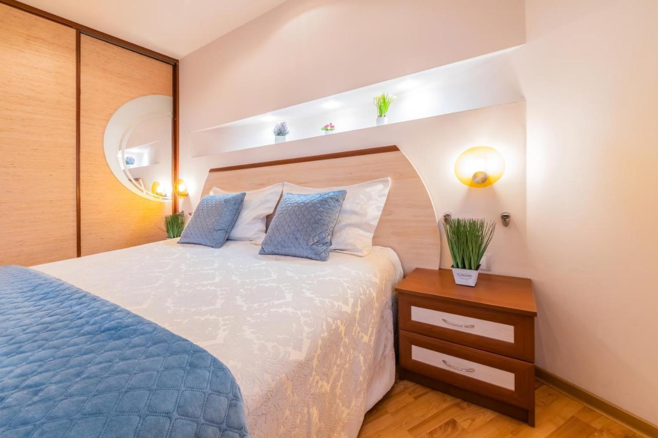 затишна біля метро олімпійська Apartment *