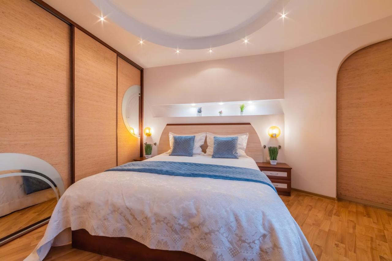 Apartament затишна біля метро олімпійська Kijów
